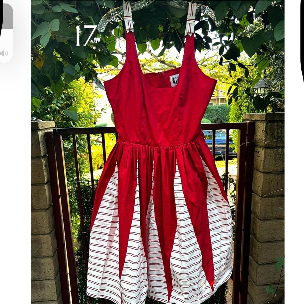 The Oblong Box Shop Dress Size Large NWT